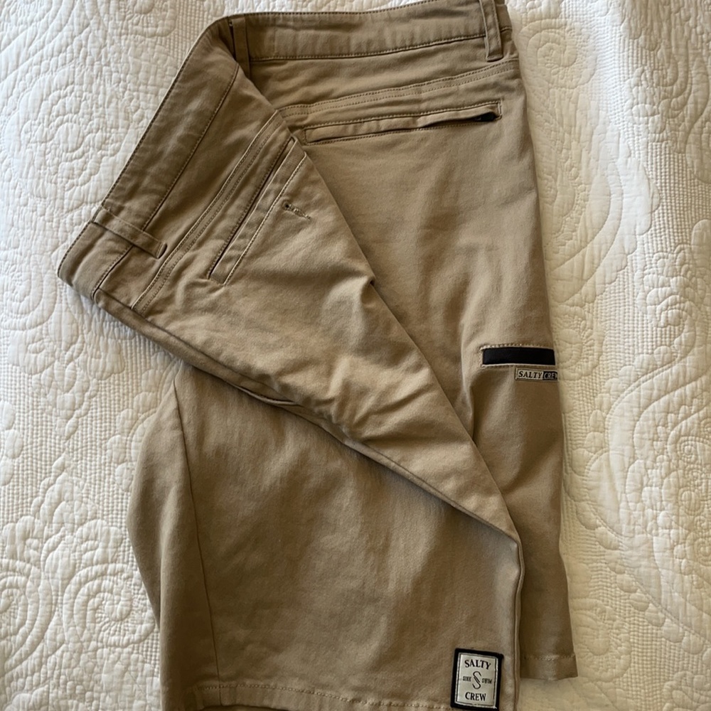 *SALTY CREW* EXCELLENT CONDITION -  Men’s Shorts